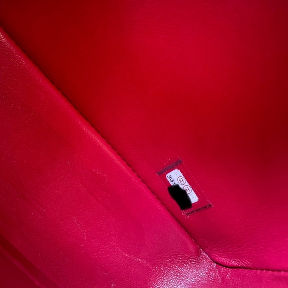 — SOLD — CHANEL CLASSIC CHAIN - Picture 10 of 15